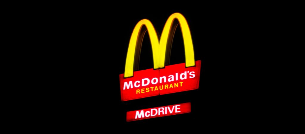 MCDONALD`S reabre n Ucrânia pós guerra