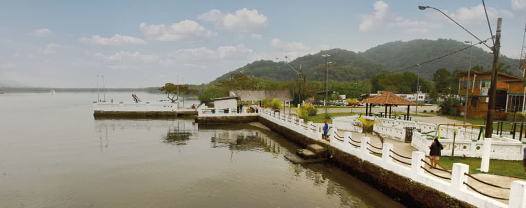 Empreendedorismo no Parquinho Tecnológico dos bairros Caruara e Monte Cabrão em Santos