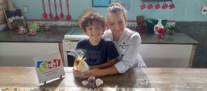 Os chefs Theo e Juliana