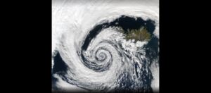 ciclone extratropical atinge o Brasil