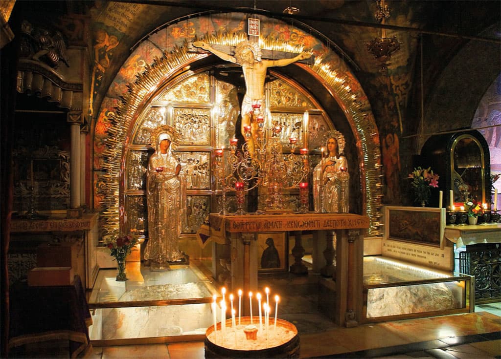 Altar do calvário, representando justamente Cristo crucificado _ Crédito- Wikimedia Commons
