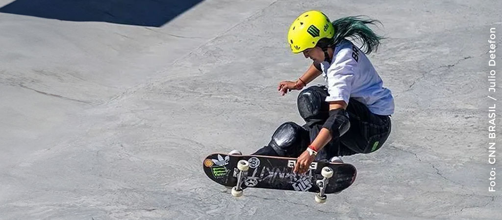 Brasileira Raicca Ventura é campeã mundial de skate park