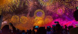 As tradições culturais do Revéillon ao redor do mundo