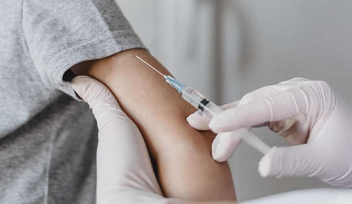 Vacinação nas escolas melhora, mas ainda há crianças sem proteção