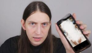 Felca denuncia adultização infantil nas redes sociais