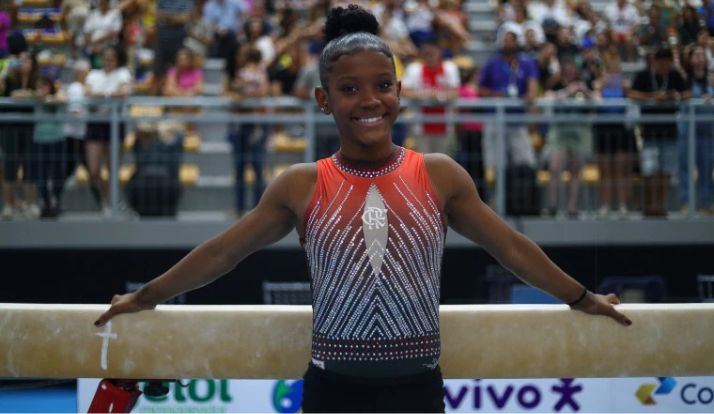 Julia Coutinho do Flamengo é o destaque do Mundial de Ginástica Artística em 2025