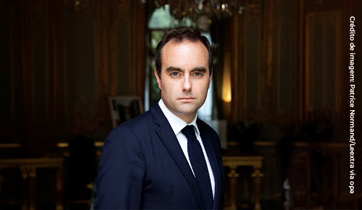 Primeiro-ministro da França renuncia após menos de 1 mês no cargo