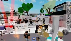 Crianças brasileiras protestam após mudança no Roblox