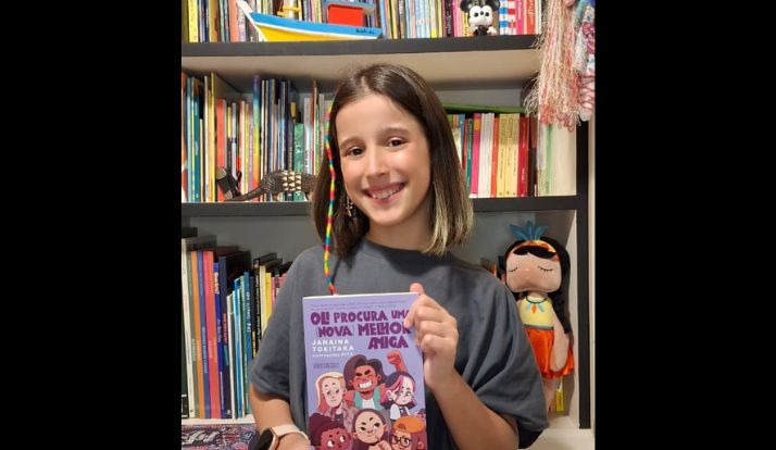 Resenha da Bianca Cardial Oli procura uma nova melhor amiga